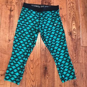 Nike Dri-Fit Crop Leggings